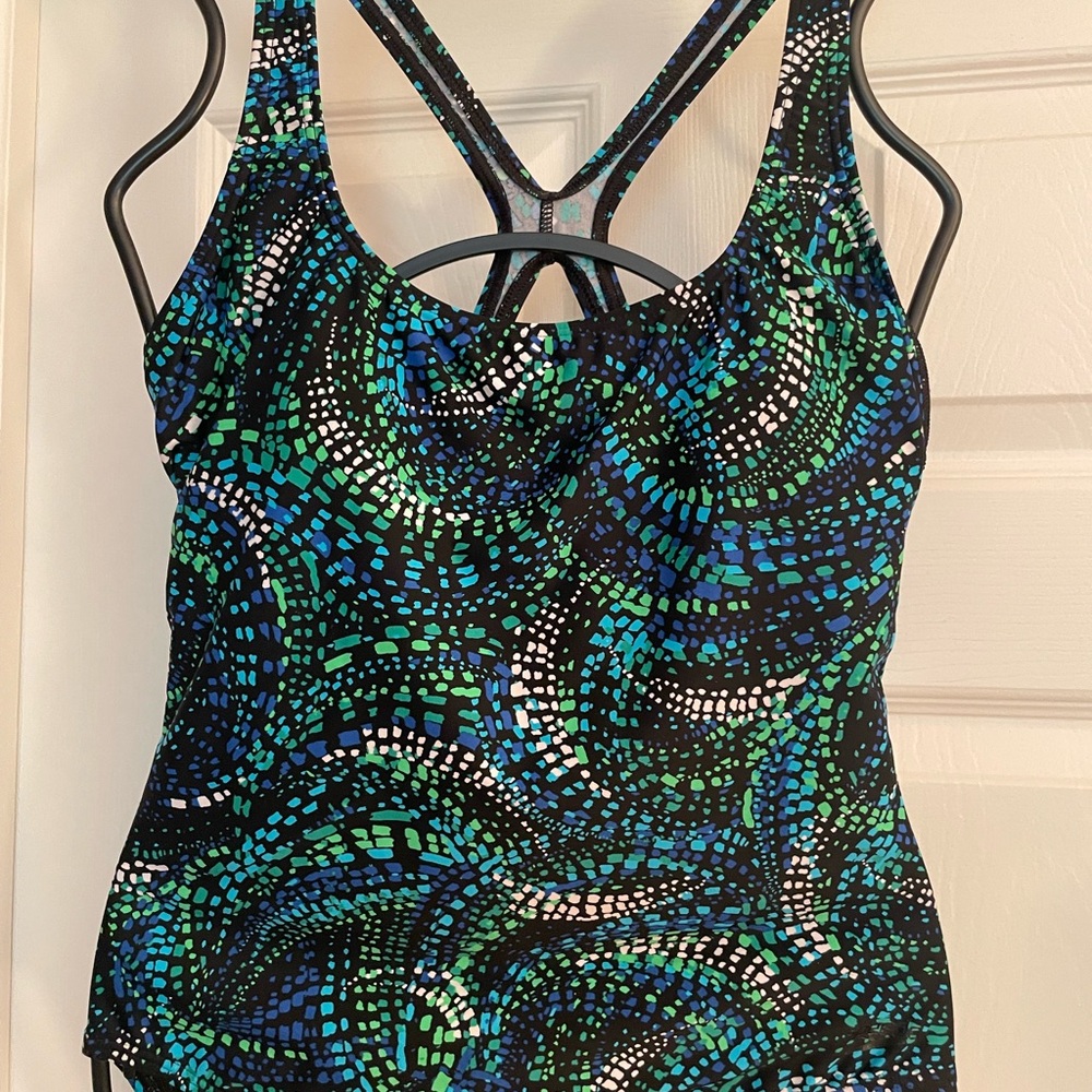 NWT Speedo Blue & Green Patterned Swimsuit - Picture 2 of 8
